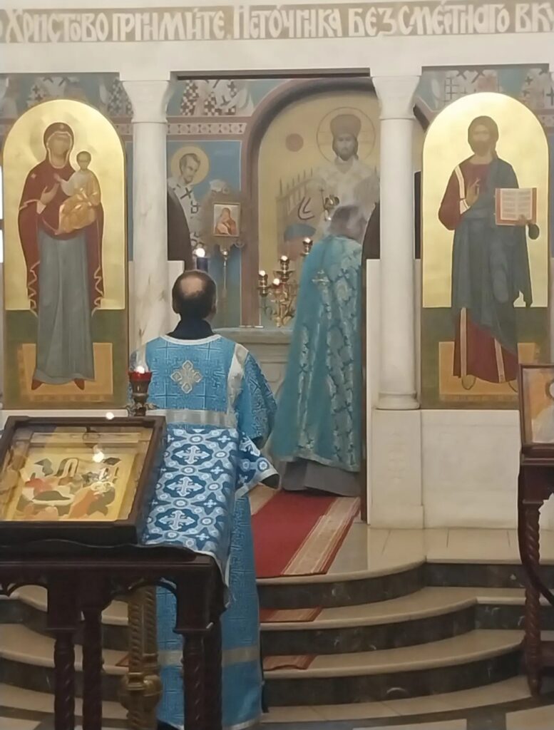 Божественная литургия в праздник Рождества Пресвятой Богородицы